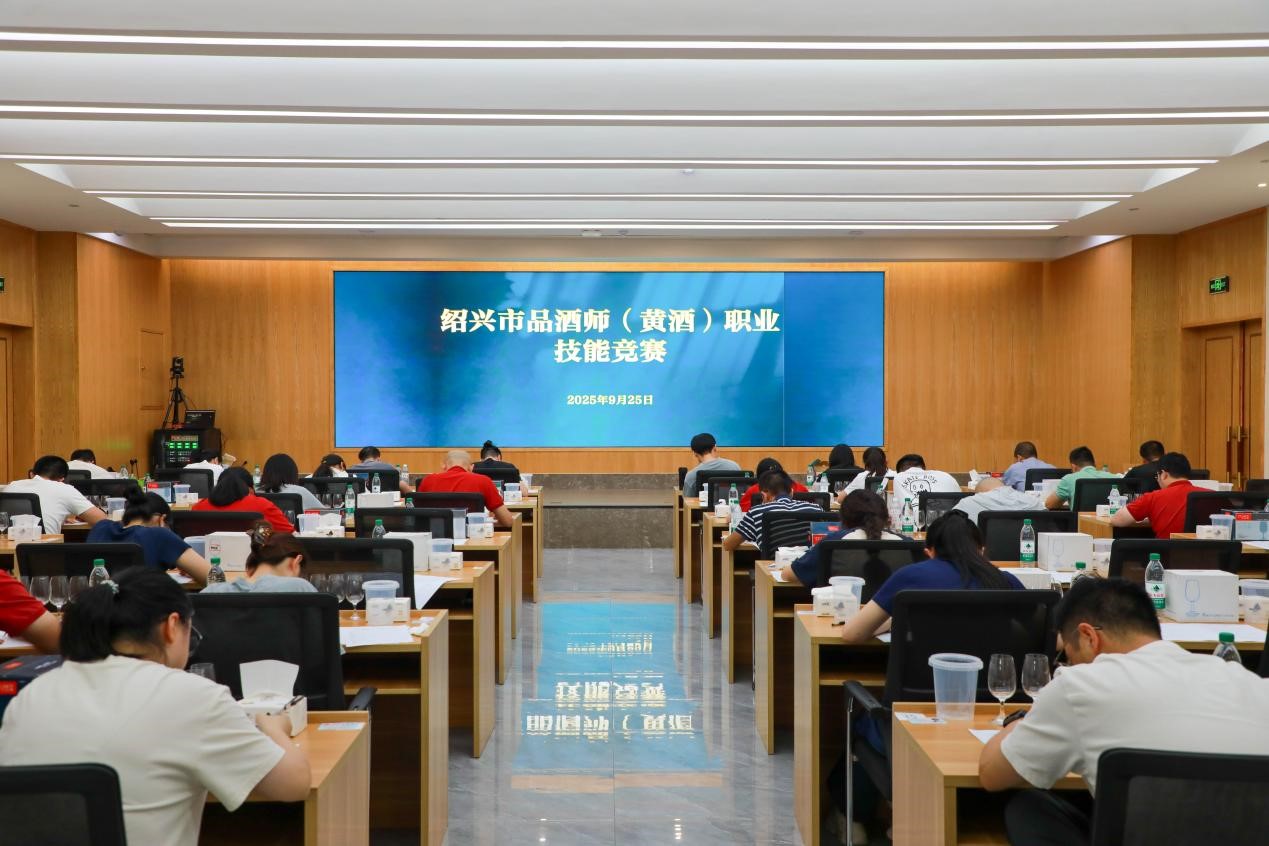 1760149754759490.jpg 图片1.jpg